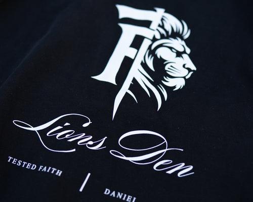 Lion's Den - Premium Black Mane Crewneck | Tested Faith®